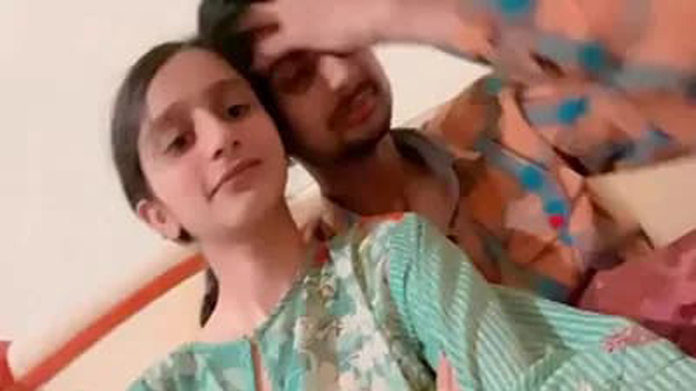 Viral Pakistani Couple – Dehati Style Pound Exposed